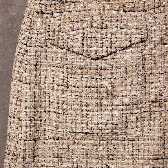 Women's Tweed Pocket Mini Skirt - Picture 7 of 10